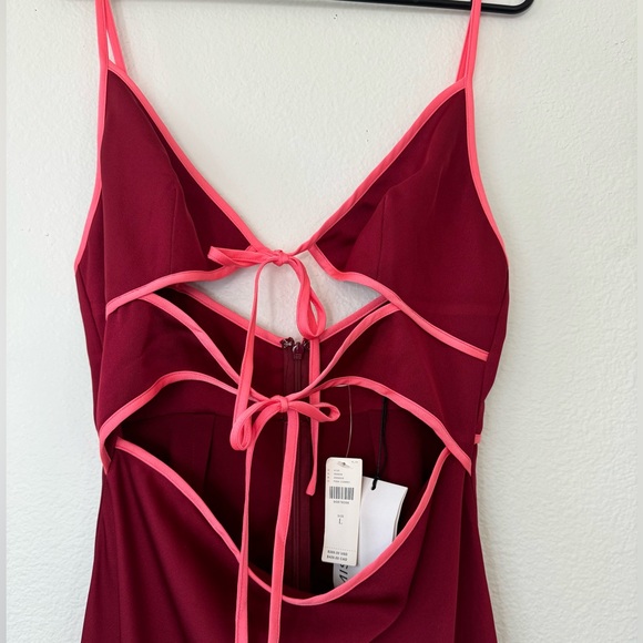 NWT Anthropologie Misha Ramira V-neck Cutout Midi Dress Red Satin Size L Large - Picture 7 of 16